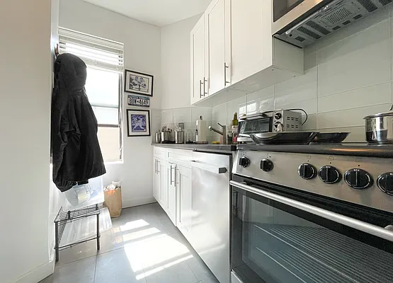 Rented by (Legacy) NY Quality Living Uptown | media 11