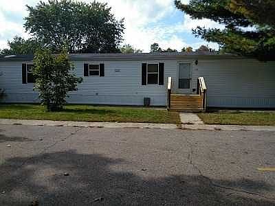 1st image of 4668 White Pine St