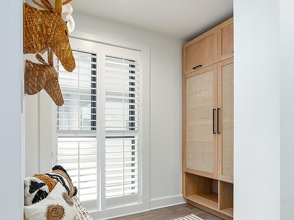 3rd image of 9510 Palmetto Dr Unit 1306