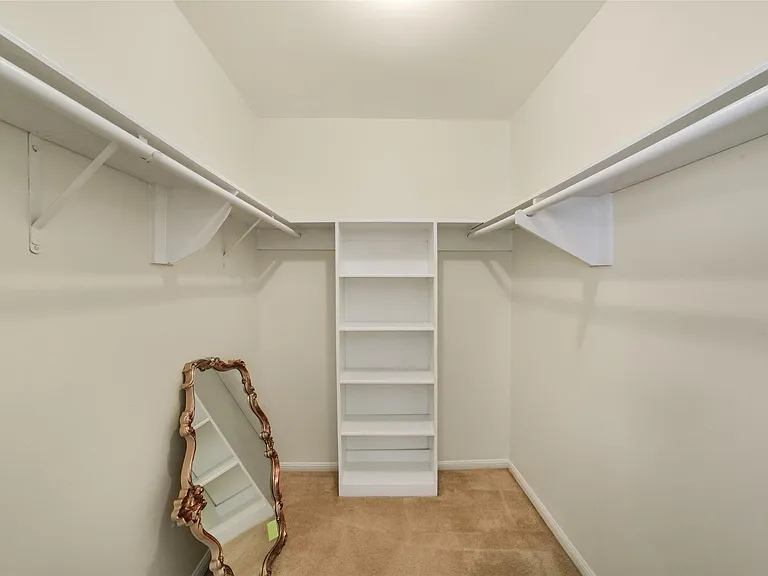 7818 Kleingreen Ln — Photo 39