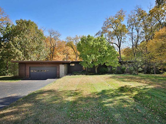2nd image of 5926 Beechview Dr E