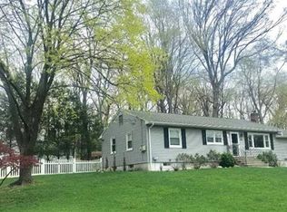 43 Ferncliff Rd, Morris Plains, NJ 07950