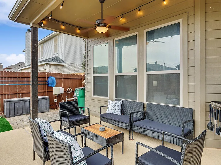213 Nocona Dr — Photo 34