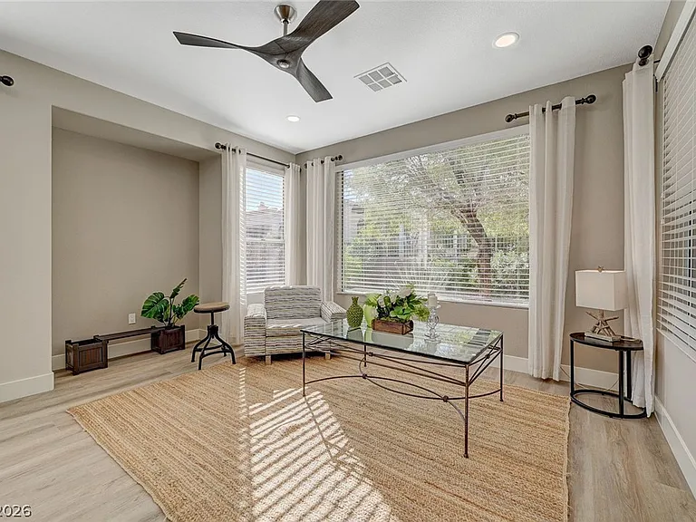 4589 Bersaglio St — Photo 17