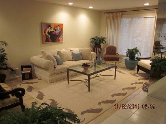 FORMAL LIVING ROOM