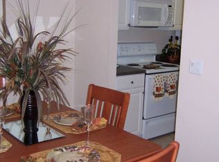 369 Simmonsville Ave APT 4307, Johnston, RI 02919