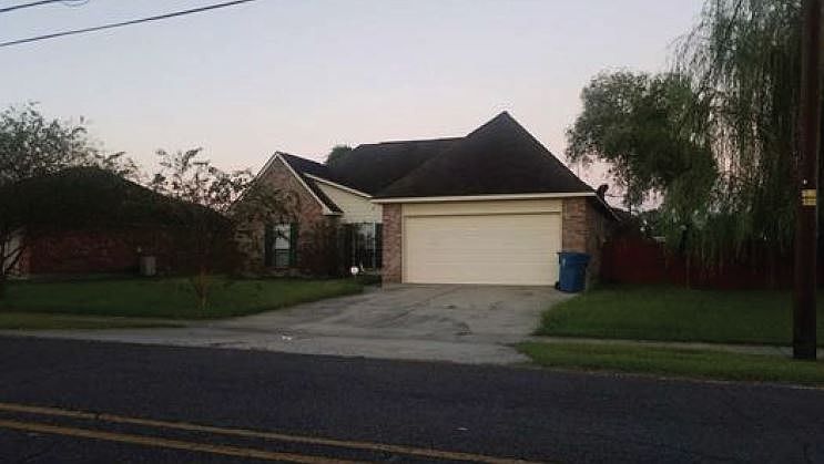 1st image of 275 N 14th St