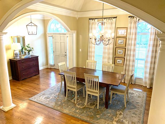 4th image of 1700 Wellington Woods Dr