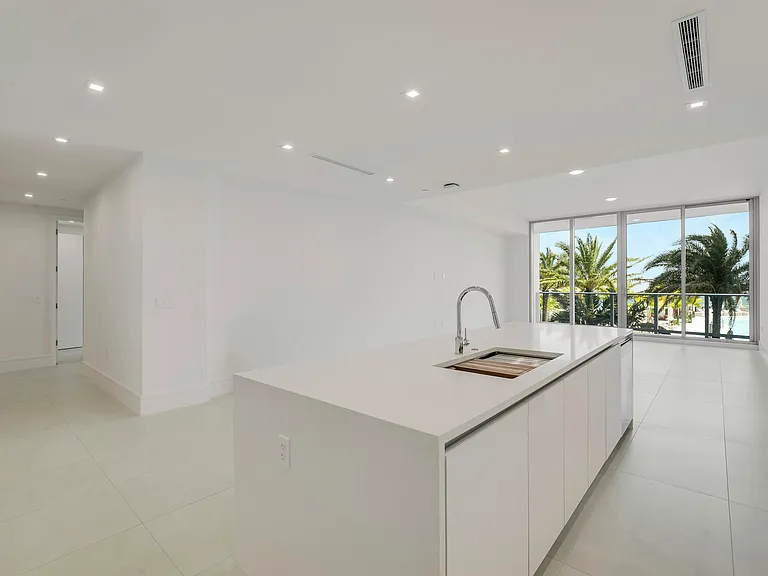 220 Lake Shore Dr #704 — Photo 10