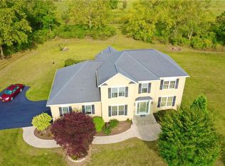 34 Calemad Dr, Auburn, NY 13021