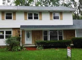 17806 Turtlecreek Dr, Homewood, IL 60430