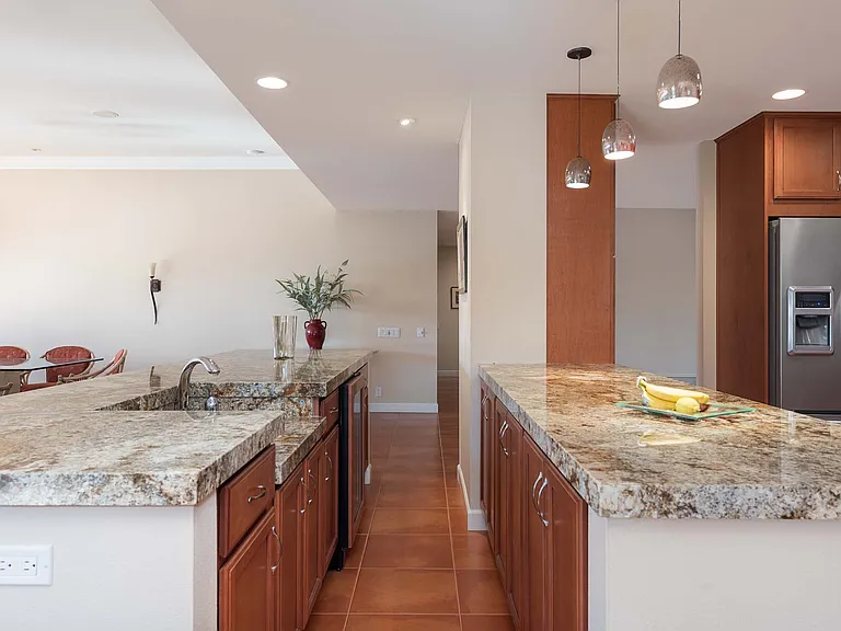 132 Yale Dr — Photo 10