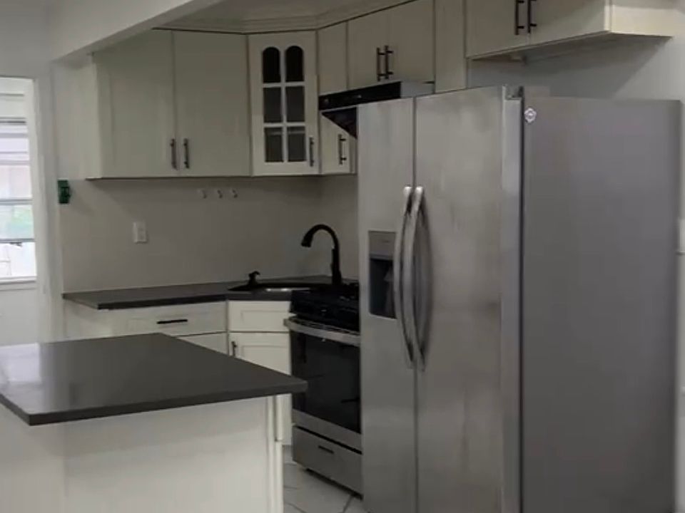 1st image of 14020 Quince Ave Unit 1