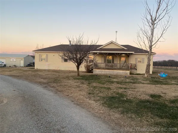 9635 N 3990th Rd, Dewey, OK 74029