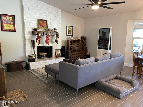 2nd image of 10670 E Sahuaro Dr