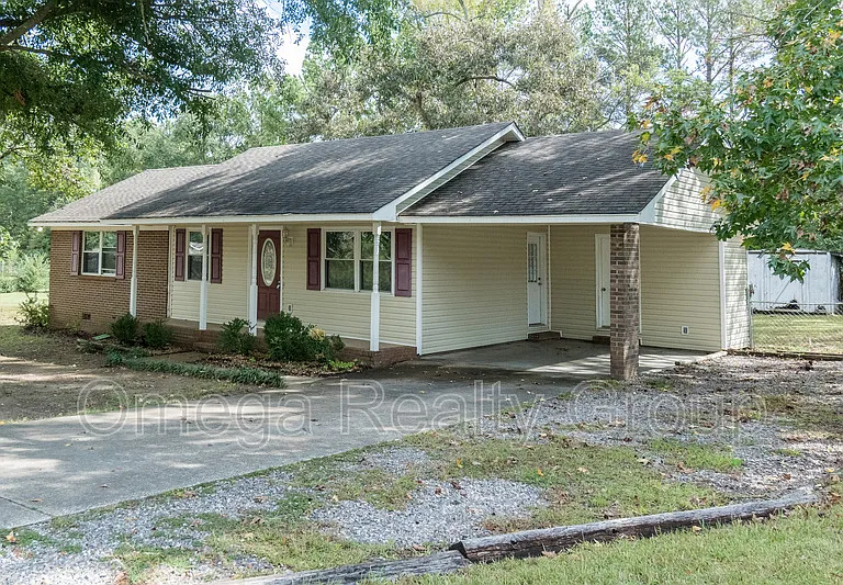 2600 Fitzgerald Rd — Photo 4