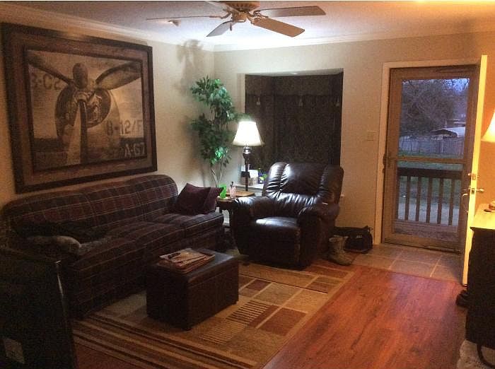 Entrance/Living Room