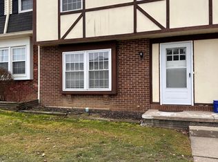 171 Ault St, Wadsworth, OH 44281
