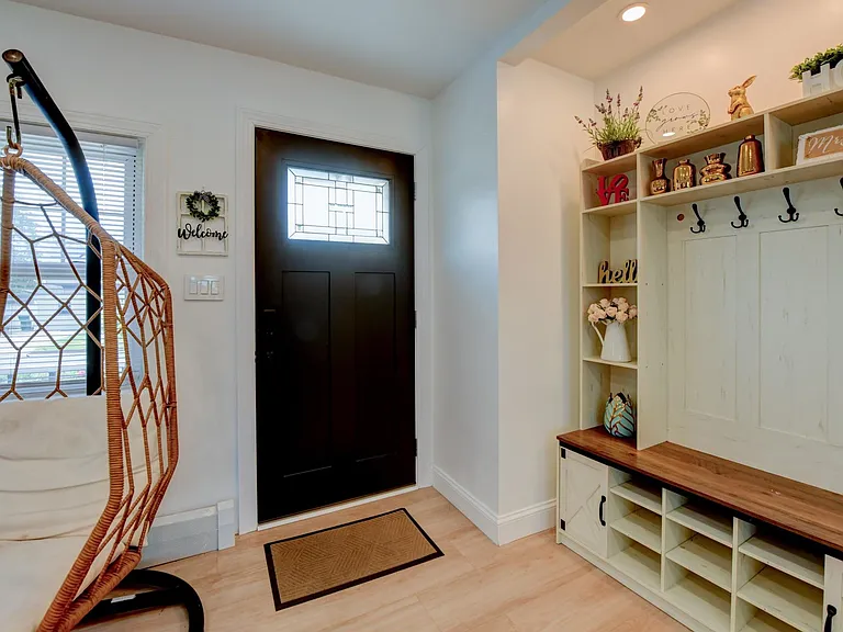 50 Chestnut St — Photo 13