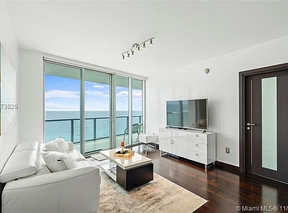 3rd image of 17001 Collins Ave APT 1402