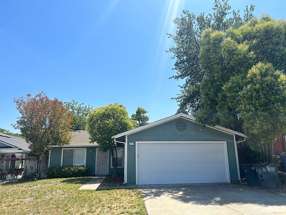 1st image of 204 Sumatra Dr