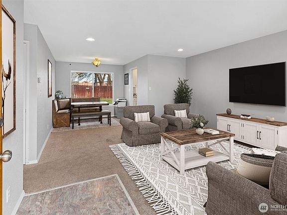 5th image of 1410 N Cora Street