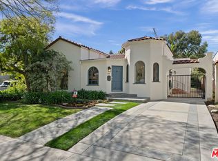 221 S Almont Dr, Beverly Hills, CA 90211