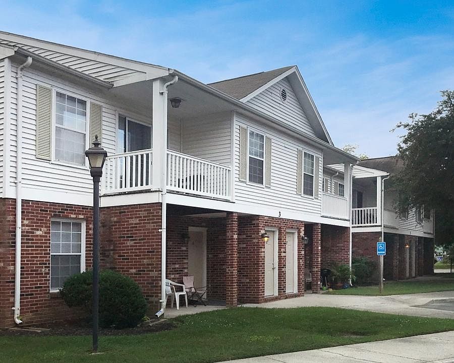 1st image of 1 Whites Ln APT H