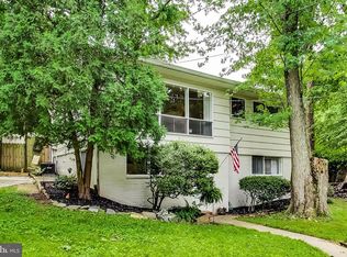 3914 Denfeld Ave, Kensington, MD 20895