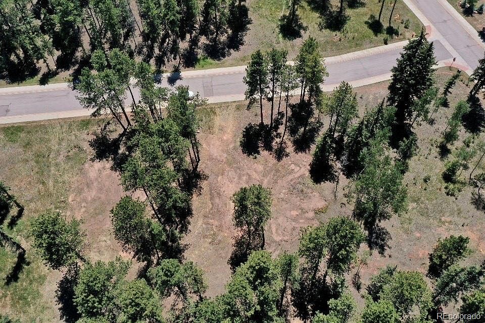 1st image of 610 Meadowlark Ln