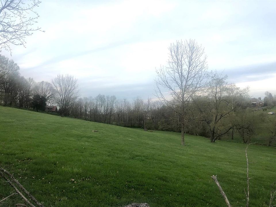 1st image of 17 Shale Dr