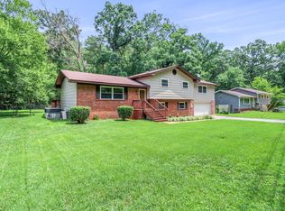 911 Ely Rd, Hixson, TN 37343