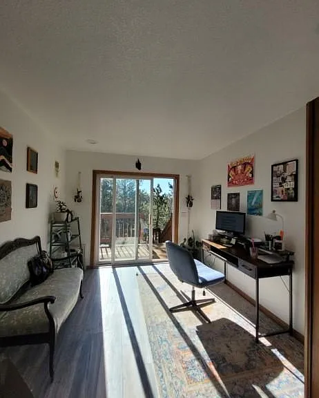 687 Crescent Lake Rd — Photo 18