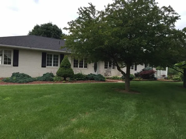 5014 New Cumberland Rd NE, Mineral City, OH 44656