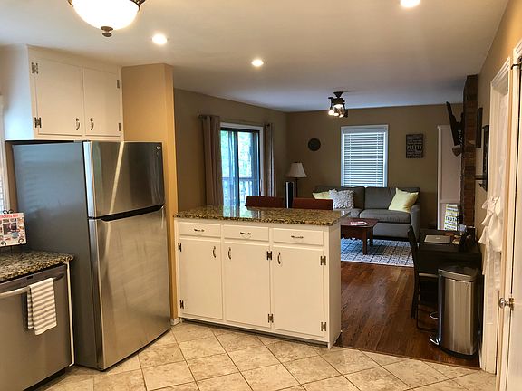 5th image of 10100 Horton Dr