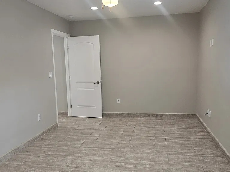 9664 Rincon Ave — Photo 2