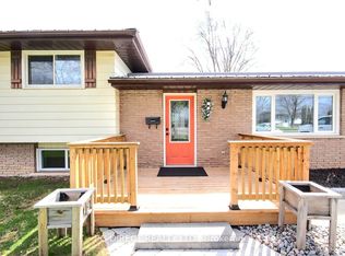 20 Old Stone Rd, Quinte West, ON K8R1E3