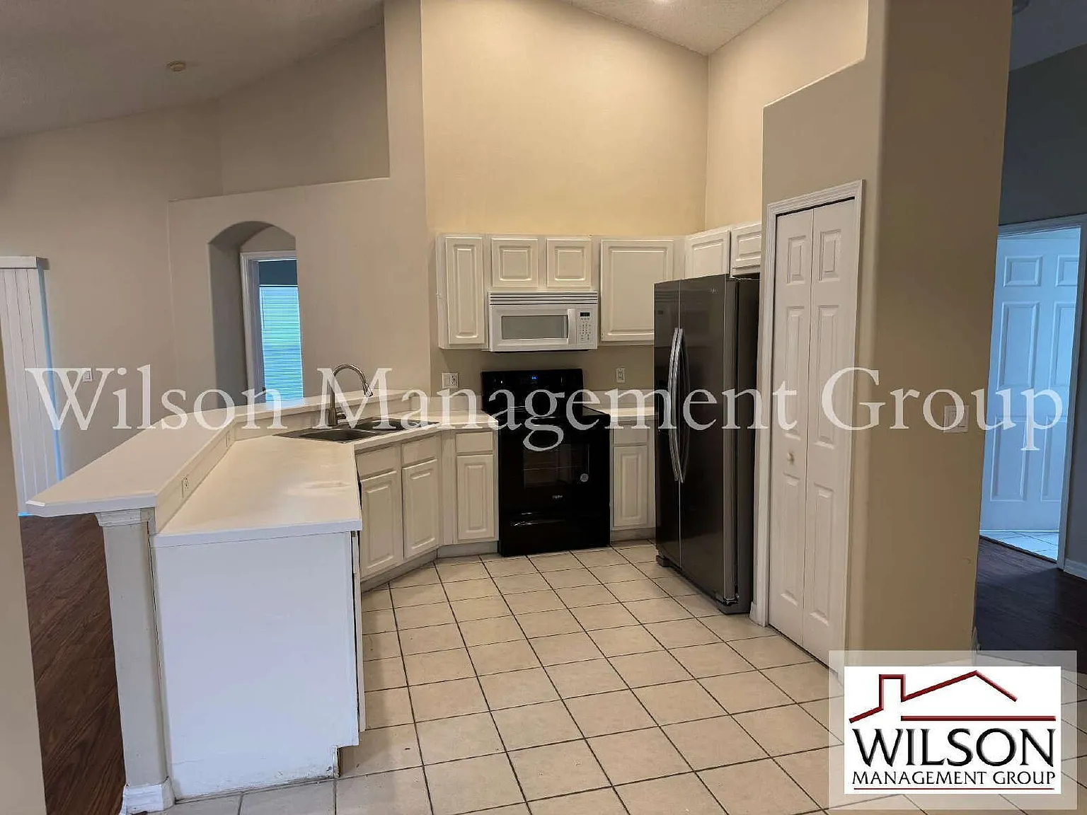 3 bed, 2.0 bath, 1772 sqft, $2,495 — Photo 4