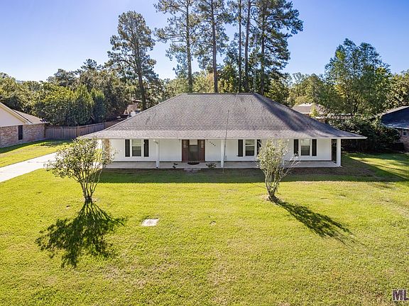 3rd image of 6022 N Bristle Cone Ct