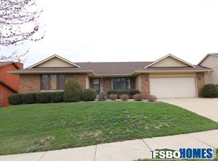 4104 Sally Dr NE, Cedar Rapids, IA 52402
