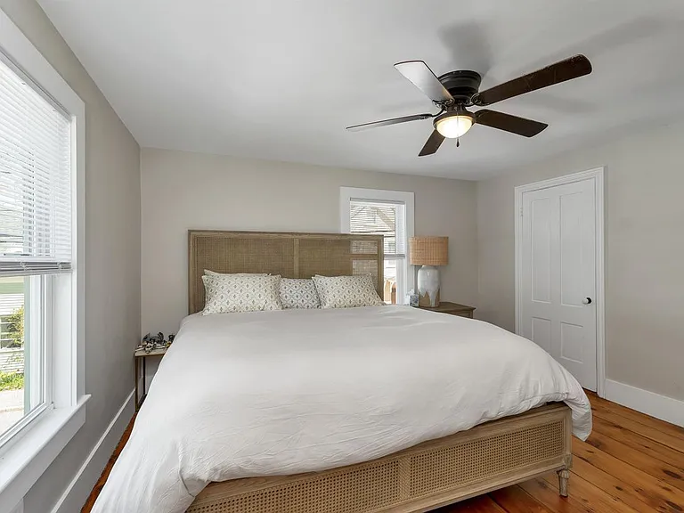 16 Chestnut St — Photo 20