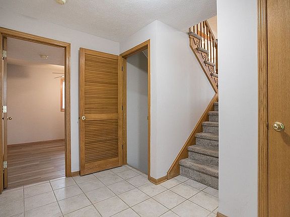 4th image of 12428 S 217th St