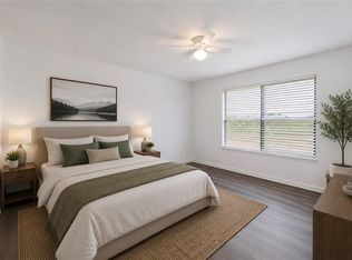 149 Windsor Castle Dr APT E, Newport News, VA 23608