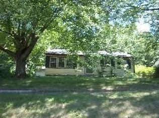 611 York Rd, Edgerton, WI 53534
