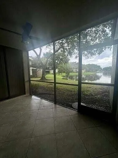 1 bed, 1.0 bath, 718 sqft, $1,750 — Photo 3