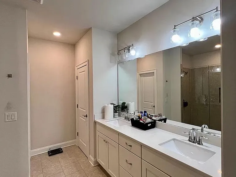 1825 La Dawn Ln NW — Photo 13