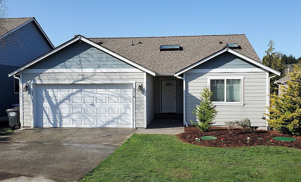 1st image of 2918 Haig Dr SE