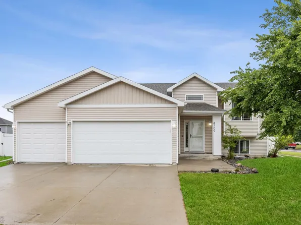 4709 48th Ave S, Fargo, ND 58104