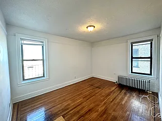Rented by LRGNY Group, Inc.