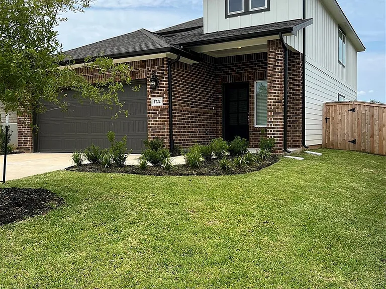 1722 Cayden Oak Ln — Photo 4